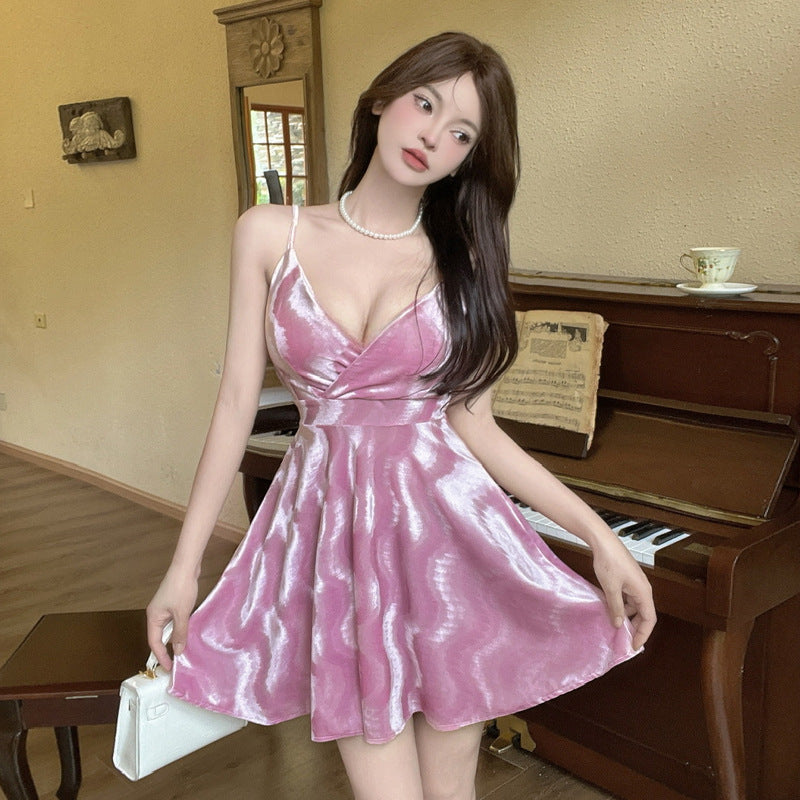 Kvinnors Mini Klänning Flared Gyllene Sammet med Spaghetti Band-1