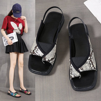 Kvinnors Slingback Sandaler i Ormhud och Leopardmönster – Justerbar Rem och Vadderad Innersula för Komfort 8