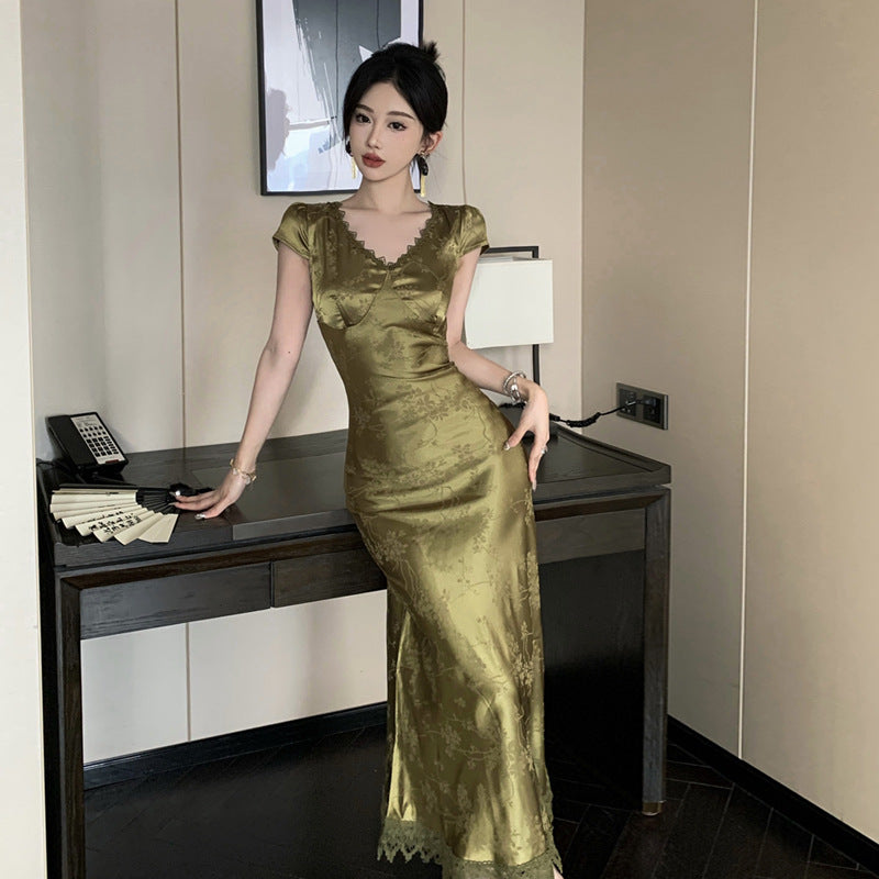 Fina Dam Klänningar V-hals Satin Kort Ärmar Smickrande Passform-2