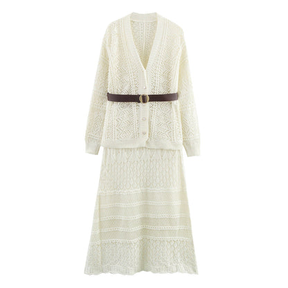 Kvinnors Stickklänning med Kofta och Bälte i Fint Material 5