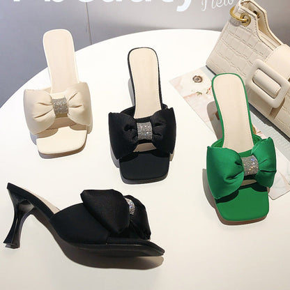 Kvinnors Pantoletter Slingdesign med Kristallsmycken Syntetiskt Material 5