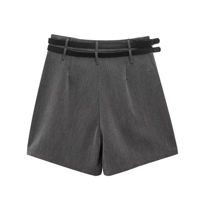 Kvinnors Andningsbara Shorts med Rynkkast och Justerbart Midjebälte – Elastiskt Tyg, Normal Passform, Perfekta för Sommar 2