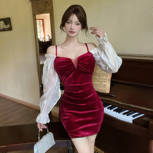Kvinnors Axel-Fri Klänning i Sammet med Långa Ärmar-1
