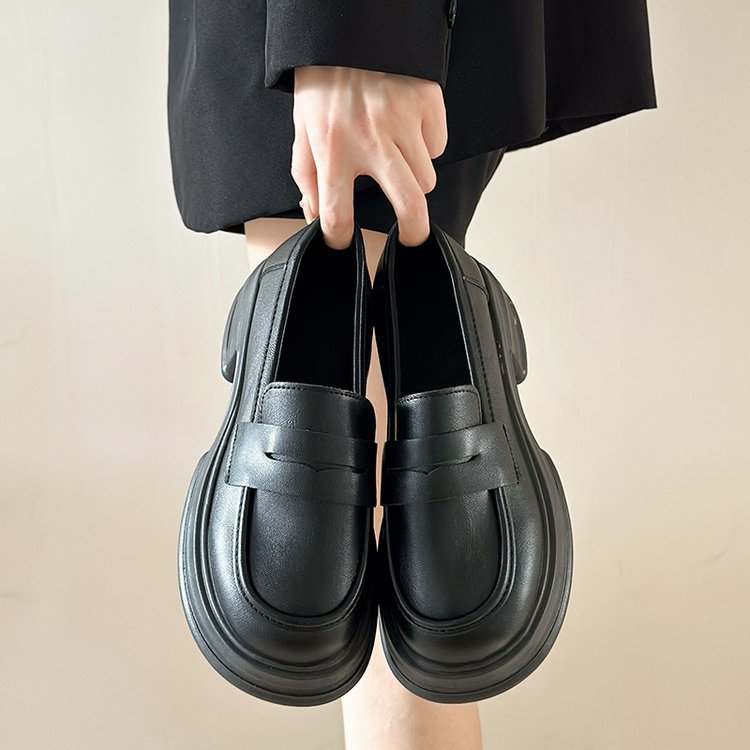 Kvinnor Loafers i Syntetiskt Läder – Elegant och Bekväm Design, Vadderad Fotbotten, Färg Svart/Brown, Storlek 36-41 2