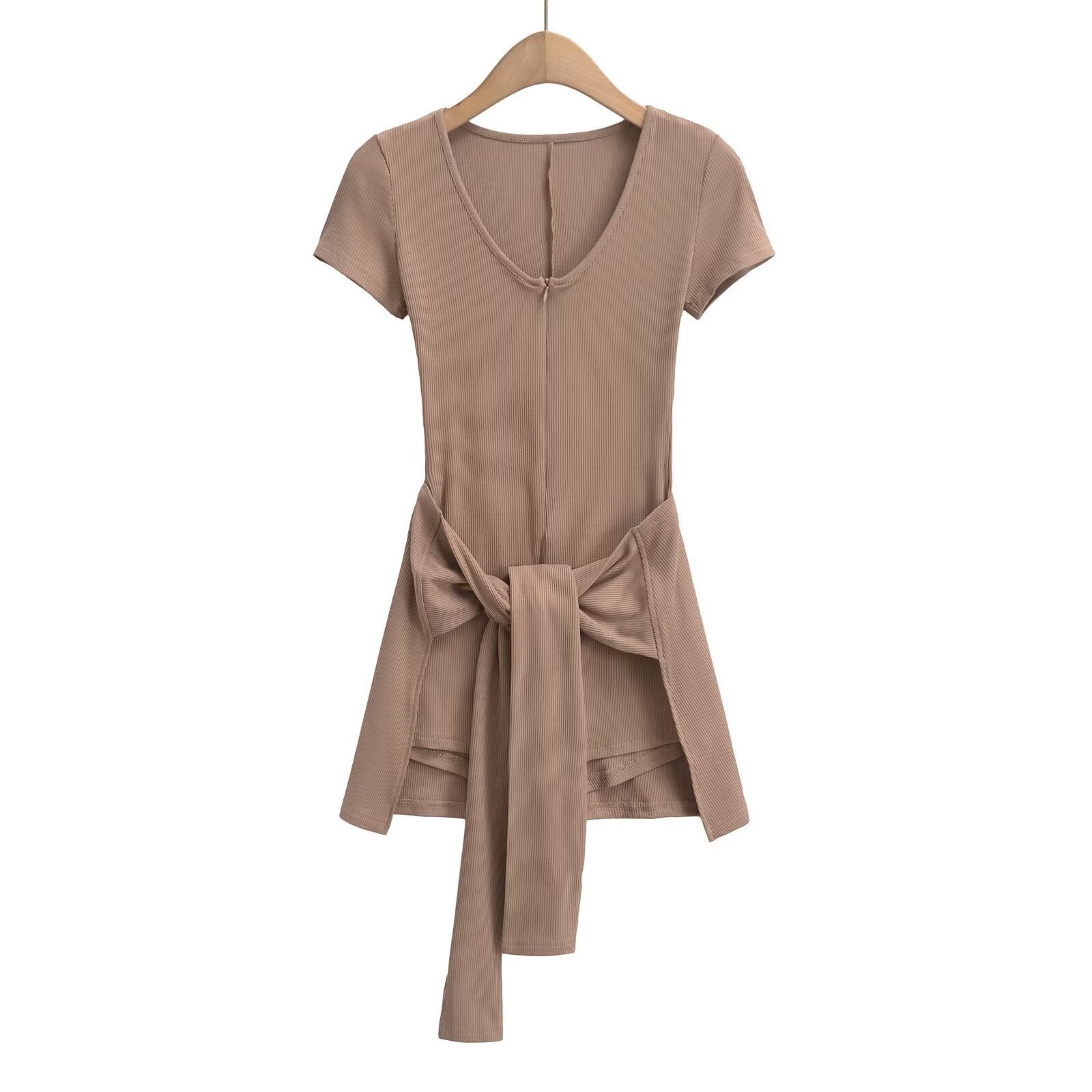 Kvinnors Wrap Klänning med Bindande Bälte i Andningsbart Material – Elastisk Passform och Rund Halsringning 8