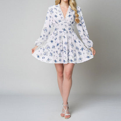 Variant image for Kvinnor Kort Klänning V-hals Spets Polyester-31