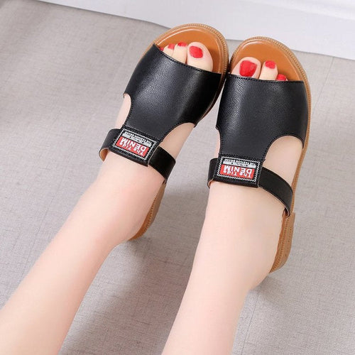Sandaler Dam med Justerbara Remmar och Tvärdesign – Lätta och Bekväma Skor för Sommaren 1