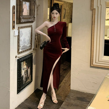 Damklänning Off-Shoulder Asymmetrisk Polyester med Hög Slits-3