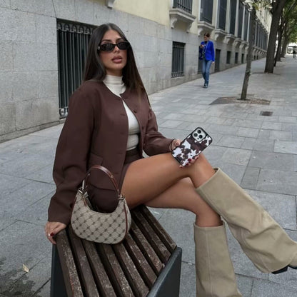 Tvådelat Set Dam Ballongstil Rundhalsjacka och Mini Shorts Polyester-3