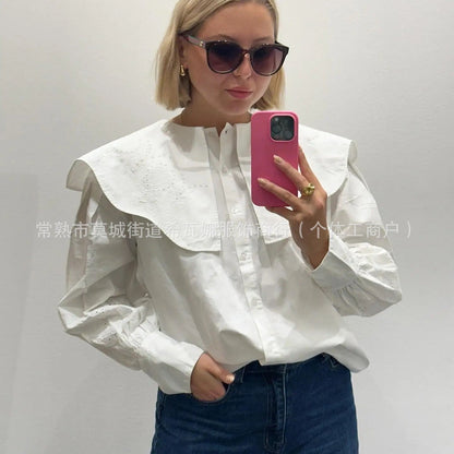 Blommig Damblus med Lång Ärmar i Andningsbart Tyg – Figurvänlig Passform för Vardag och Fest 4