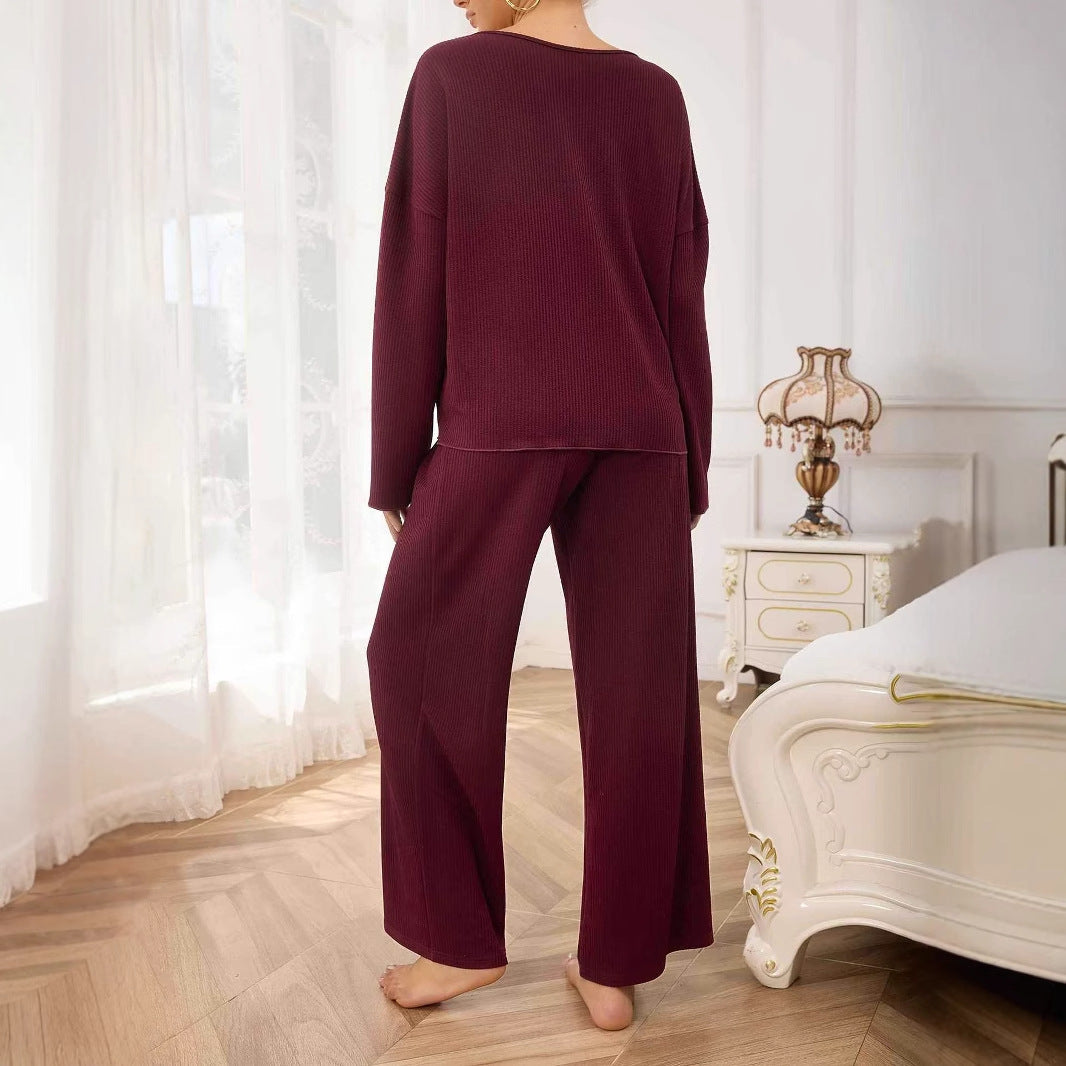 Kvinnors Loungeset med V-hals och Vida Byxor i Andningsbar Bomullsblandning – Elegant och Avslappnad Stil 3