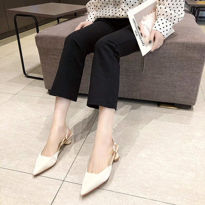 Slingback Pumps för Kvinnor med Spetsig Tå och Justerbar Metallstängning – Svart Syntetisk, Ergonomisk Sula 6