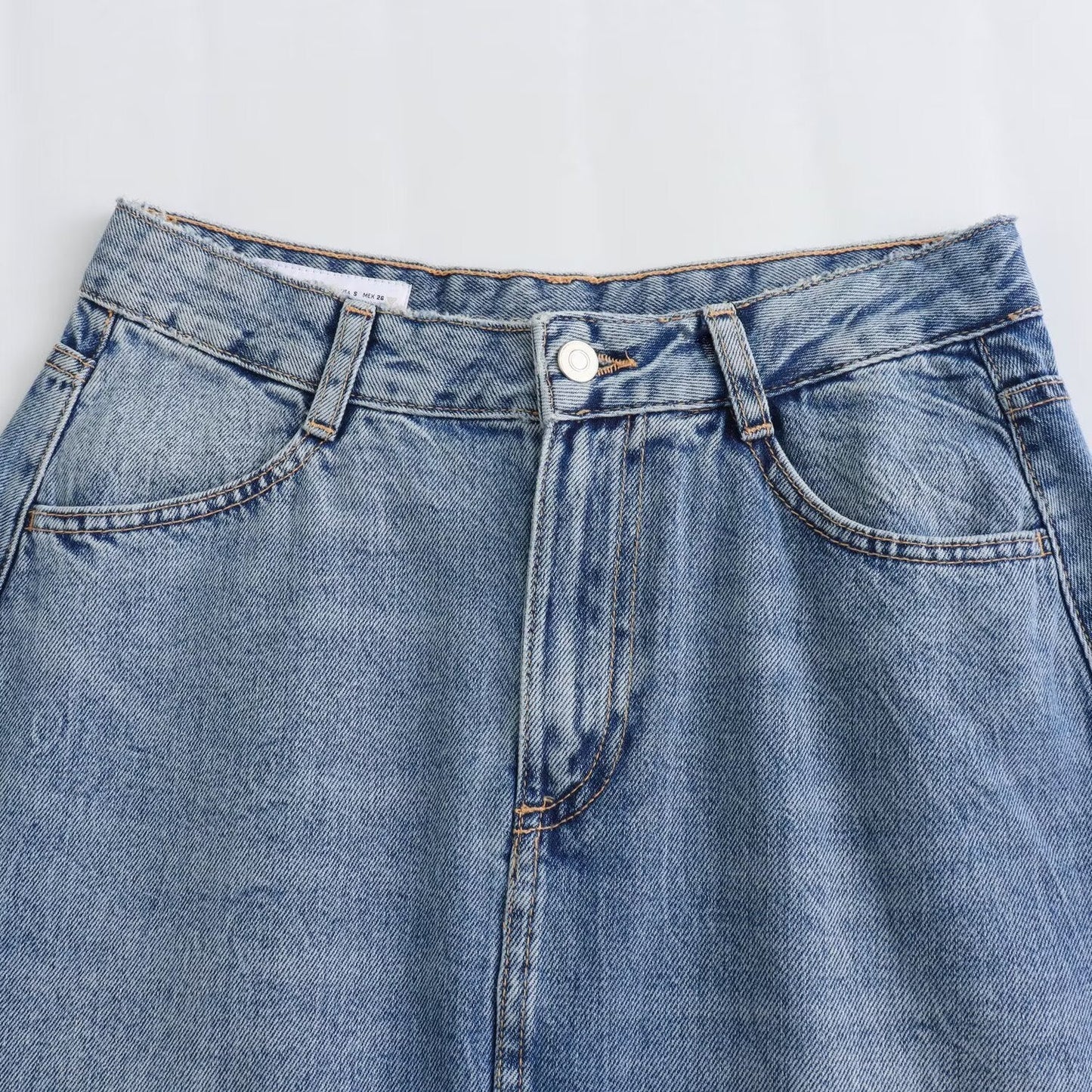 Lång Jeanskjol Dam med Svängande Nederkant i Högkvalitativ Denim – Denimblå, Midja Silhuett 4