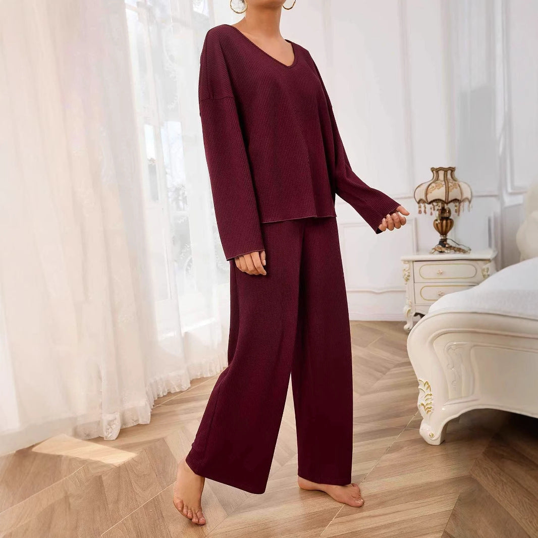 Kvinnors Loungeset med V-hals och Vida Byxor i Andningsbar Bomullsblandning – Elegant och Avslappnad Stil 4