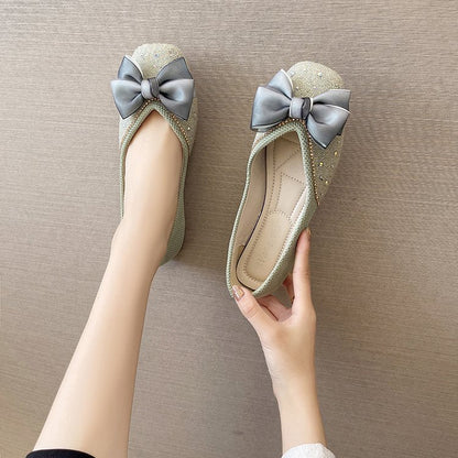 Eleganta Ballerinas i Skimrande Syntetiskt Material med Glittrande Detaljer – Bekväm Passform för Vardag och Fest 2