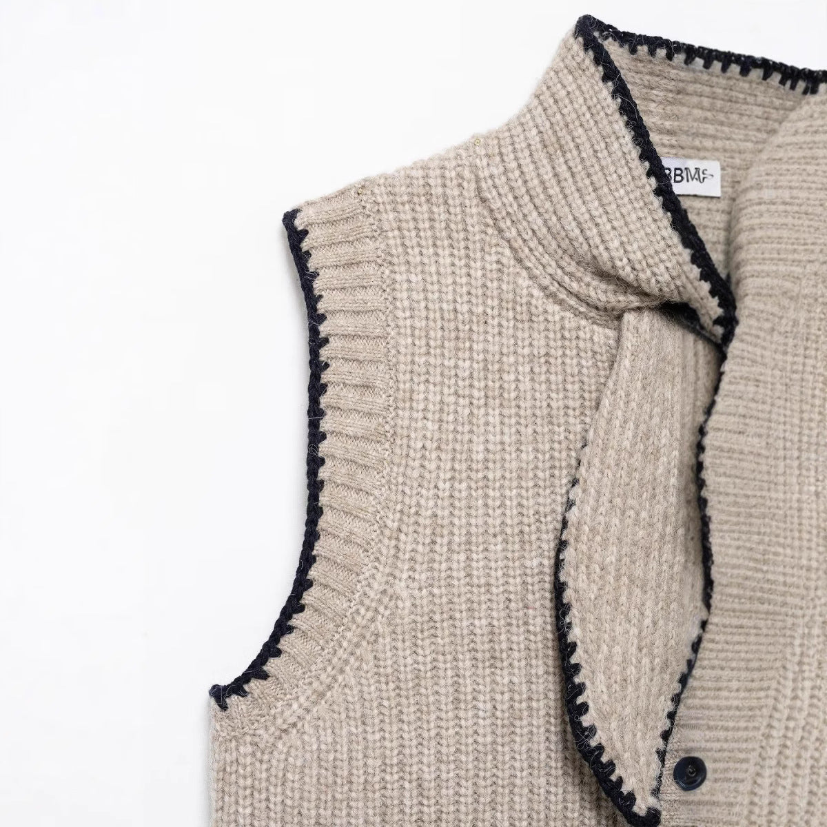 Ärmlös Cardigan Dam i Khaki med Diamantmönster och Halv Ståkrage - Stickad One-Piece Design 3