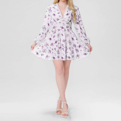 Variant image for Kvinnor Kort Klänning V-hals Spets Polyester-23