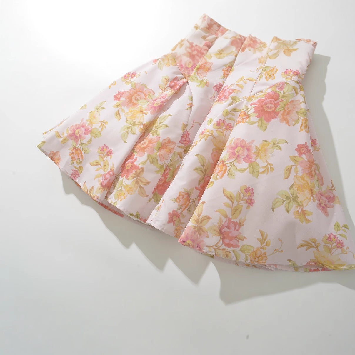 Dam Blommig Klänning A-linje V-ringning Voluminös Kjol i Mjuk Tyg-4