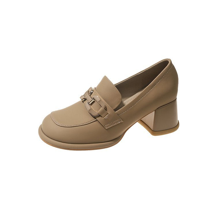 Kvinnor Loafers i Syntetiskt Läder med Distinkt Spänne och Bekväm Blockklack – Mångsidig Design för Vardags och Fest 7