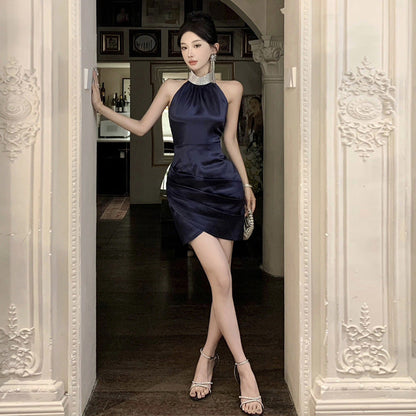 Dam Cocktailklänning Bodycon Halterneck Satin med Diamantdekoration-3