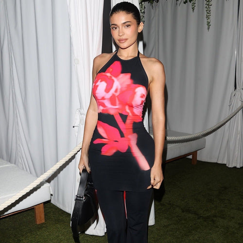 Blommönstrad Halterneck Klänning i Elastiskt Tyg - Knäslång, Perfekt för Fester och Vardagsbruk 1