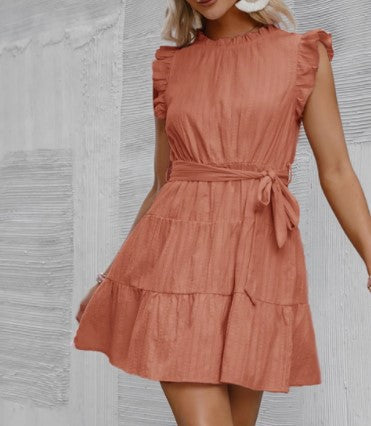 Festivalklänning för Dam med Ruffles och Avtagbart Bälte – Lätt Material, Svängande Nederkant, Lös Passform 12