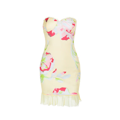 Blommönstrad Klänning för Kvinnor – Snäv Passform i Lätt Tyg för Sommarkvällar och Speciella Tillfällen 6