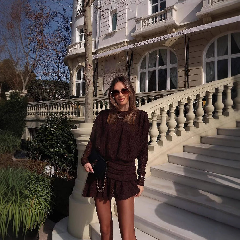 Kvinnors Miniklänning med Ruffle Design – Andningsbart Tyg, Skräddarsydd Silhuett, Flera Färger, Maskintvättbar 2