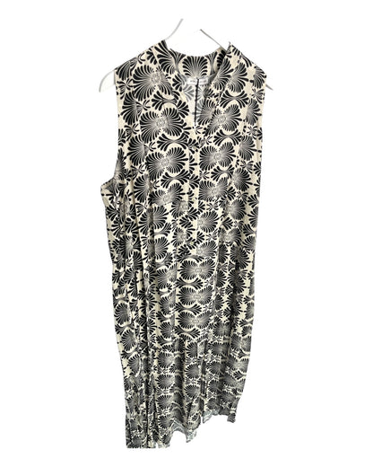 Fina Dam Klänningar V-ringning Italiensk Design 100% Viskos-3