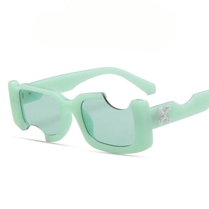 Unisex Solglasögon med Plast Titanram och UV400 Linser – Lätt och Hållbar Design för Klar Sikt 2
