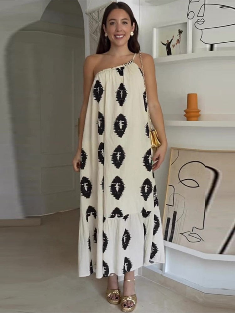 Svängklänning för Dam i Polyesterblandning med En-Axeldesign – Lätt och Andningsbar för Sommarfester 3