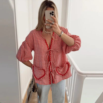 Dam V-Neck Blus med Hjärtformade Fickor i Vintage Stil-5