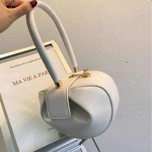 Dam Liten Handväska med Unik Design och Praktiskt Överhandtag-1