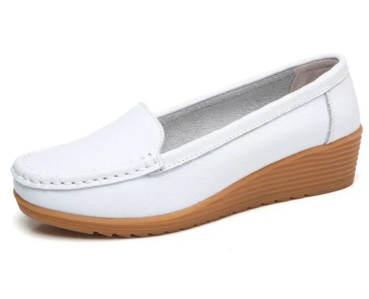Kvinnors Läder Loafers med Subtil Häl – Komfortabla Skor för Vår och Höst, Svart eller Brunt 8
