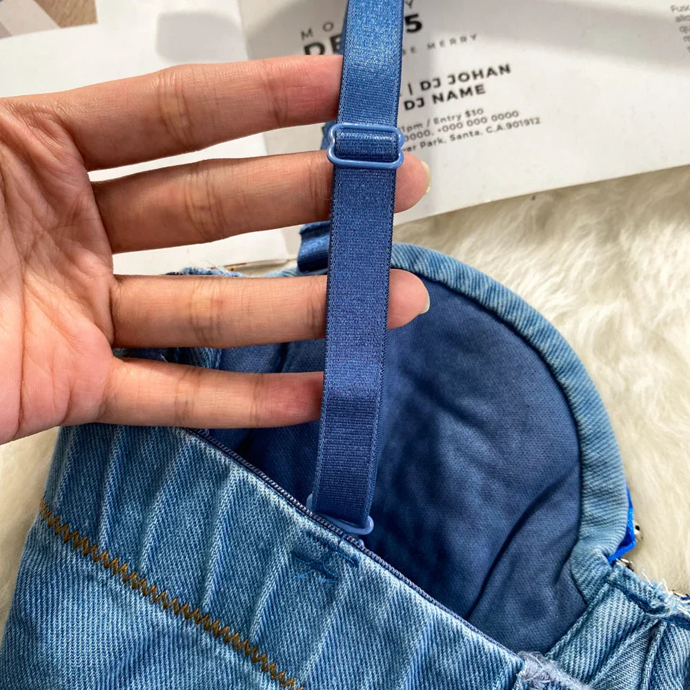 Dam Crop Top Monokrom Polyester-5