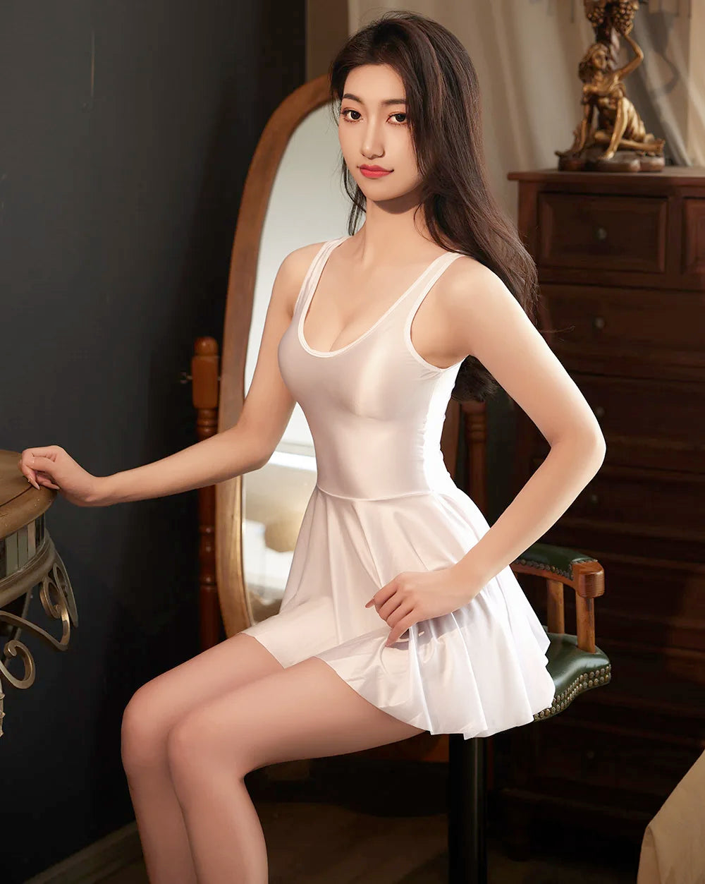 Dam Miniklänning V-ringad Ärmlös Polyesterblandning-6