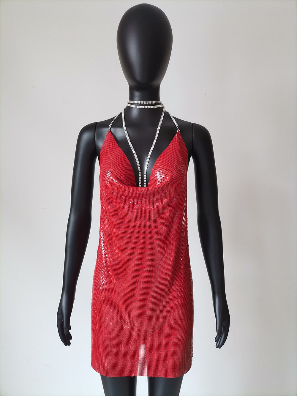 Glittrig Svart Miniklänning med Ryggfri V-Neck Design – Perfekt för Fest och Middag 16