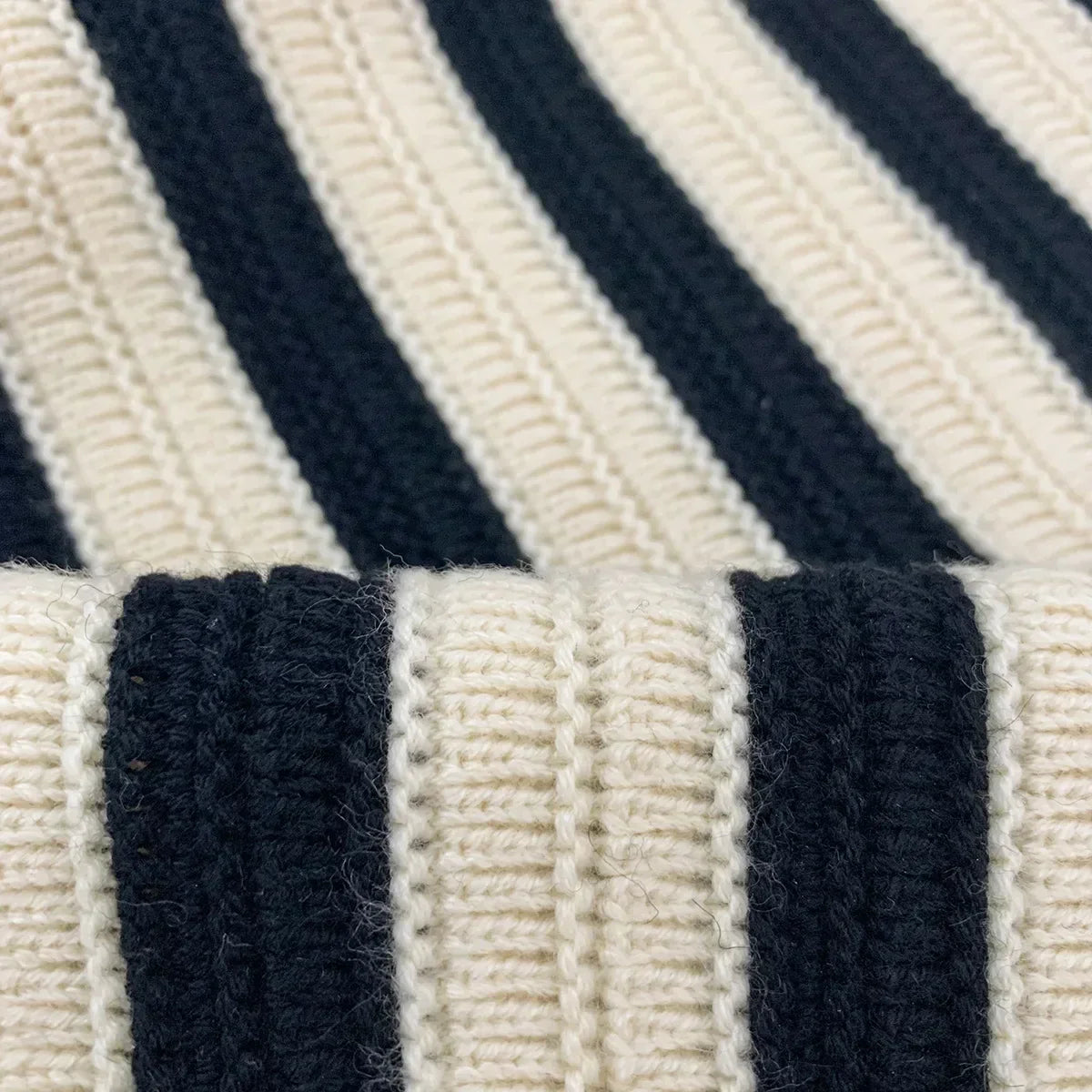 Randig Damkardigan i Mjukt Tyg – Mångsidig och Bekväm Passform för Vardag och Fest 5