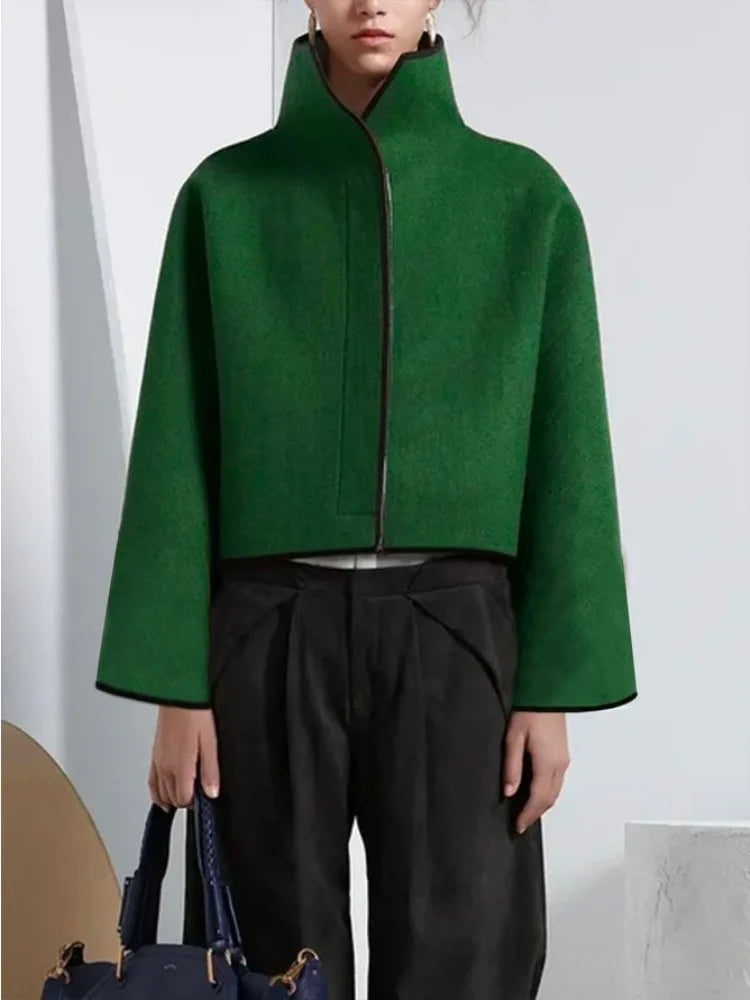 Lång Kappa för Kvinna i Polyester med Hög Krage och Avslappnad Passform – Perfekt för Höst och Vinter 2