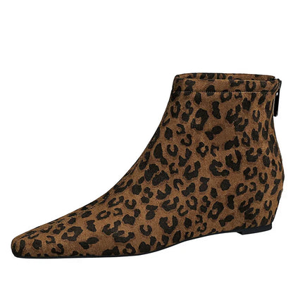 Fotledskor för Dam i Leopardmönster – Mjukt Flockmaterial med Sorgkil för Komfort 3