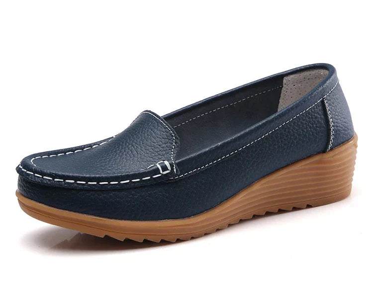 Kvinnors Läder Loafers med Subtil Häl – Komfortabla Skor för Vår och Höst, Svart eller Brunt 12
