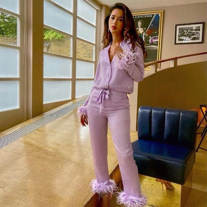 Variant image for Damset Satin med Fjädrar V-ringning-9