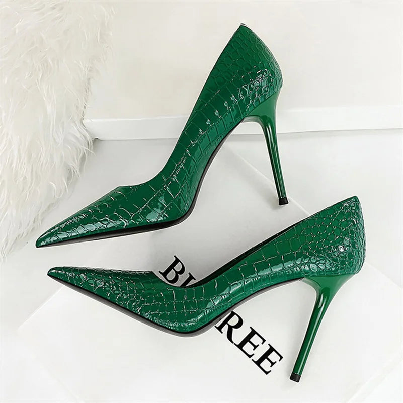 Kvinnors Stilettos med Spetsig Tå och Extra Hög Klack – PU Material, Slip-On Design, Gummisula för Bra Grepp 3