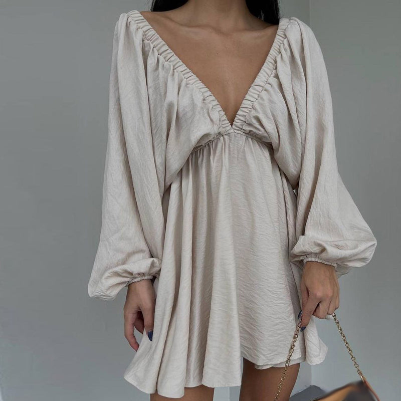 Variant image for Kvinna Miniklänning med Fjärilärmar Polyester V-ringning-6