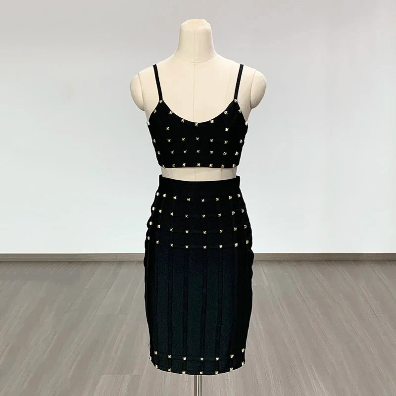 Variant image for Dam Mini Klänning Stropplös Syntetisk med Dekorativa Nitar-4