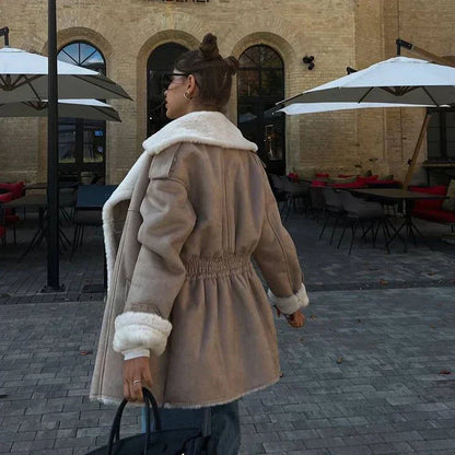 Damjacka med Kuvertkrage i Lyxigt Material - Elegant Jacka för Dam 6