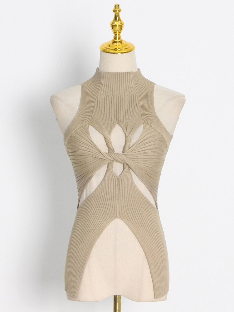 Topp för Dam i Bomull och Polyester med Klippta Detaljer – Trendig Tank Top för Träning och Avslappning 9