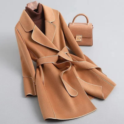 Dam Trenchcoat Bältesilhuett Borstad Merinoull-1