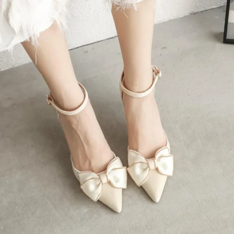 Dam Pumpskor T-sträng Spetsig Tå PU-material-3