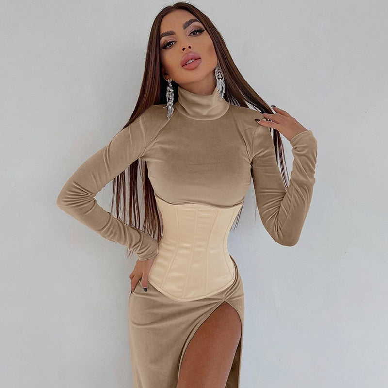 Dam Midi Klänning i Sammet med Standardärmar och Elastisk Passform-4